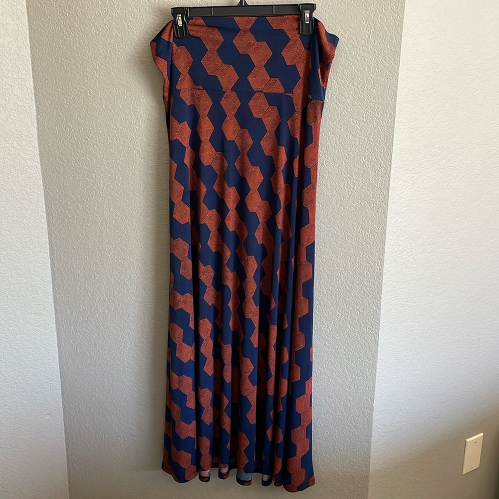 CLOSET CLEANOUT $10 LuLaRoe Maxi Skirt
